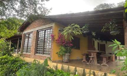 Fazenda / Sítios / Chácaras com 5 quartos à venda em Mateus Leme