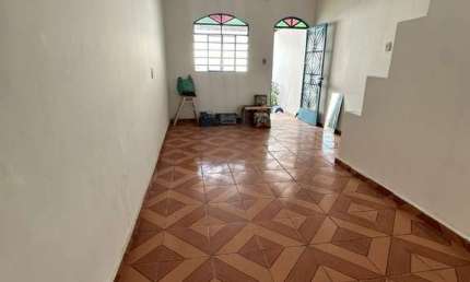 Casa com 2 quartos para alugar na Rua Polônia, 751, Jardim Leblon, Belo Horizonte