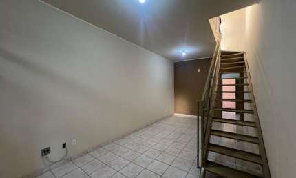 Casa com 2 quartos à venda na Avenida Régulus, 70, Jardim Riacho das Pedras, Contagem