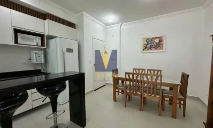 Apartamento na praia das toninhas, 2 quartos, a 300m da praia das toninhas