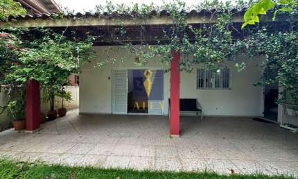 Casa com 3 quartos à venda na Enseada, Ubatuba 
