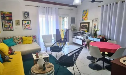 Casa Comercial à Venda – Localização Estratégica na Marginal da Enseada