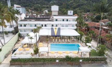 Casa comercial à venda na Enseada, Ubatuba 