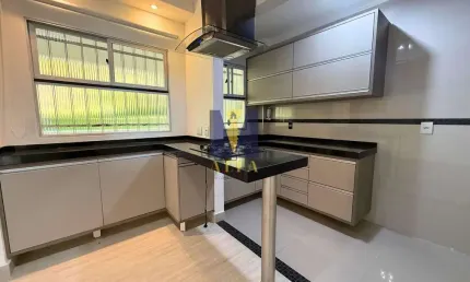 Apartamento com vista para o mar na Praia das Toninhas em Ubatuba/SP.