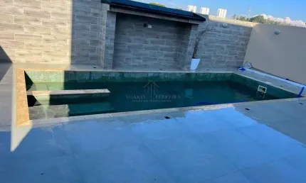 Casa de luxo em condomínio: 4 quartos, 4 suítes, 2 salas, 5 banheiros, 3 vagas de garagem em Indaiatuba-SP, Residencial Milano.