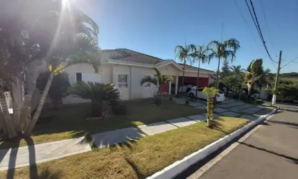 Casa Térrea em Condomínio Bem Próximo ao Parque Ecológico