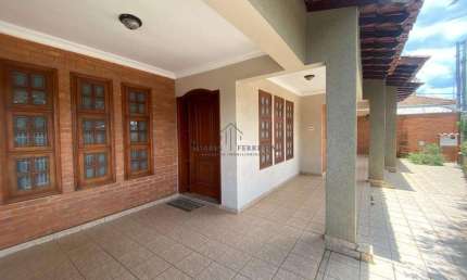 Excelente casa comercial térrea para estabelecimentos como clinicas - Bairro Cidade Nova