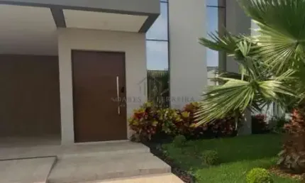 Casa térrea com 03 suites e piscina em condominio fechado -
