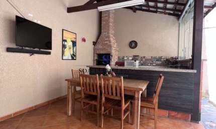 Imperdível: Casa à venda em Indaiatuba-SP, Jardim Regente, 2 quartos, 2 suítes, 2 salas, 2 banheiros, 2 vagas, 203,37m².