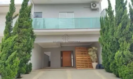 Casa de luxo com 3 suítes em condomínio fechado no Jardim Vista Verde, Indaiatuba-SP: 190m², 2 salas, 4 banheiros, 4 vagas.