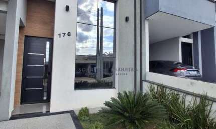 Imperdível Casa em Condomínio à Venda em Indaiatuba-SP, Jardim Mantova: 3 quartos, 3 suítes, 2 salas, 4 banheiros, 3 vagas, 135m².
