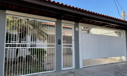 Imperdível: casa com 3 quartos, 1 suíte, 2 salas, 4 vagas de garagem no jardim regina, indaiatuba-sp!