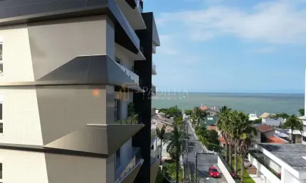 EM CONSTRUÇAO NA LINDA E CHARMOSA PRAIA DE CABECUDAS