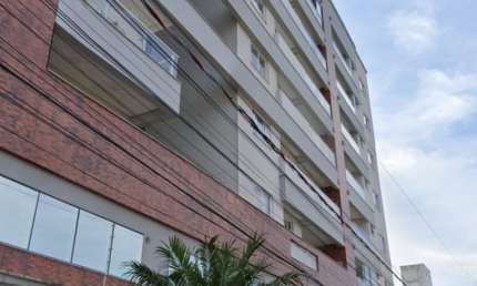 EXELENTE APARTAMENTO EM CAMBORIU !! OTIMA LOCALIZAÇAO!!