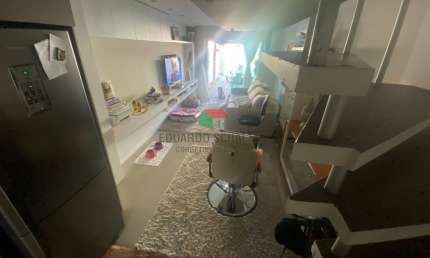 EXCELENTE SOBRADO MOBILIADO A 4 MINUTOS DE BALNEARIO CAMBORIU!!