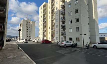 EXELENTE APARTAMENTO EM CONDOMINIO .COMO CONFORTO QUE SUA FAMILIA MERECE!!