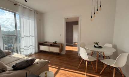 APARTAMENTO SEMI MOBILIADO COM EXCELENTE ÁREA DE LAZER NO BAIRRO AREIAS EM CAMBORIÚ