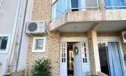 Casa com 3 quartos à venda na Rua Tarci Testoni dos Santos, 302, Centro, Camboriú