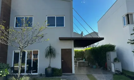 Casa em condomínio fechado com 3 quartos à venda na Avenida Hermógenes de Assis Feijó, 1100, Barra, Balneário Camboriú