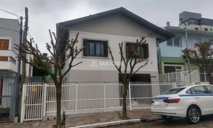 Casa com 3 quartos à venda na Gabriel Rodrigues, 591, São Leopoldo, Caxias do Sul por R$ 590.000