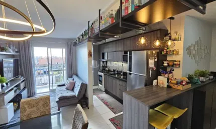 Apartamento com 2 quartos à venda na Rua Ângelo Lourenço Tesser, 1418, De Lazzer, Caxias do Sul por R$ 360.000
