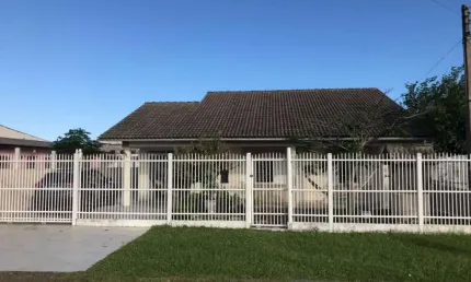 Casa para Venda em Capão da Canoa, Nova Zona, 4 dormitórios, 1 suíte, 2 banheiros, 6 vagas
