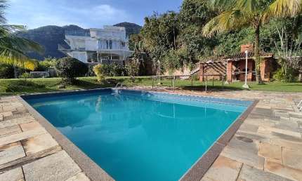 Casa em condomínio com vista para o mar a venda em Toque Toque Pequeno