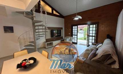 Excelente casa de condomínio a venda com 03 dormitórios