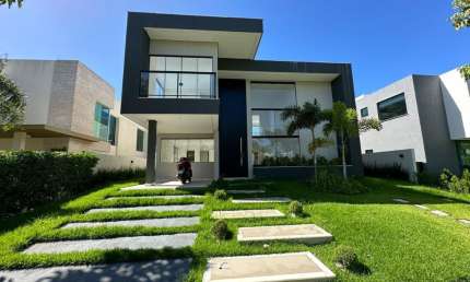 Excelente Casa à Venda - Nunca Habitada | 4 Suítes com Gabinete | Alphaville Litoral Norte 1