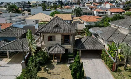Casa  / Sobrado Condomínio Ibiti do Paço (Linda Casa)