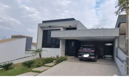 Linda Casa à Venda no Condomínio Campos do Conde / 03 dormitórios com 2 suítes.
