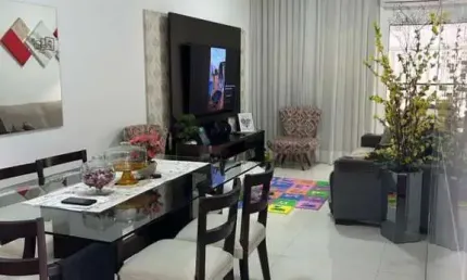 Casa para Venda em Uberlândia, Santo Inácio, 2 dormitórios, 1 suíte, 2 banheiros, 2 vagas