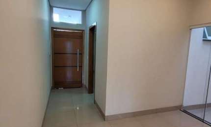Casa para Venda em Uberlândia, Santa Mônica, 3 dormitórios, 1 suíte, 1 banheiro, 2 vagas