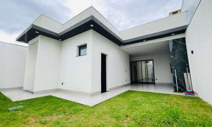 Casa para Venda em Uberlândia, Verde Umuarama, 3 dormitórios, 1 suíte, 3 banheiros, 2 vagas