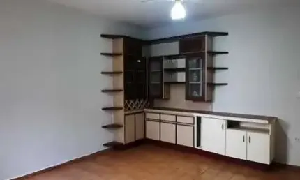 Casa para Venda em Uberlândia, Brasil, 4 dormitórios, 1 suíte, 3 banheiros, 3 vagas