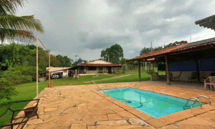 Chácara para Venda em Uberlândia, Chácaras Eldorado, 7 dormitórios, 4 banheiros, 10 vagas