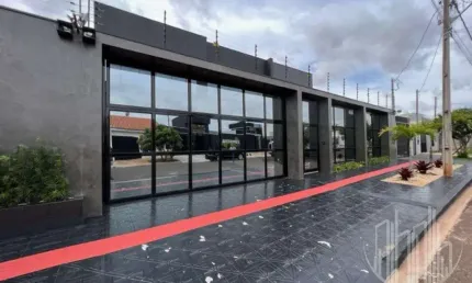 Garagem à venda na Rua Pioneiro Antônio de Ganello, 0000, Jardim Dias I, Maringá