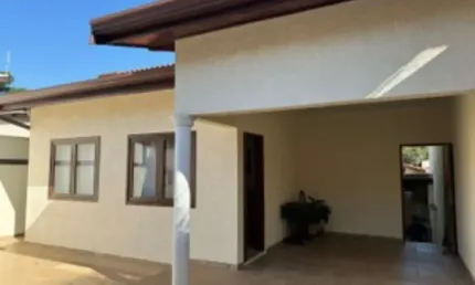 Casa à venda em indaiatuba-sp, jardim primavera: 3 quartos, 1 suíte, 2 salas, 2 vagas de garagem, 204m² de área.