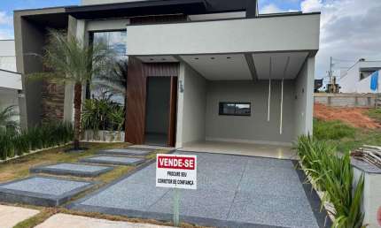 Casa em Condomínio de Luxo em Indaiatuba-SP, Jardim Mantova: 3 Quartos, 1 Suíte, 136m², 2 Vagas - Imperdível!