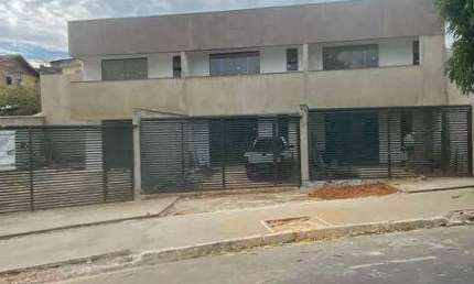 Casa para venda tem 80 metros quadrados com 3 quartos em Santa Amélia