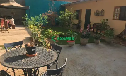 Imperdível: Casa à venda em Jundiaí-SP semi nova,  Jardim California -  E galpão com entrada independe da casa.