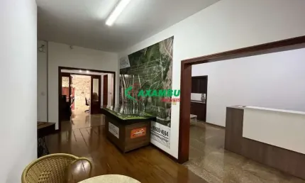 CASA COMERCIAL OU RESIDENCIAL A VENDA NO CENTRO DE ITU-SP