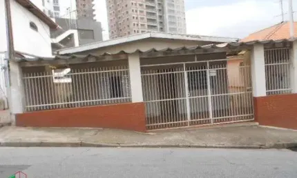 Casa grande com 3 dormitórios e 2 vagas e quintal amplo atrás do jundiaí shopping