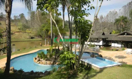 Terreno de 5.000m² em condomínio de luxo no bairro Caxambu em Jundiaí-SP: sua oportunidade de investimento!