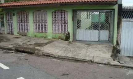 Casa à venda em Jundiaí-SP, Jardim Tamoio: 3 quartos, 1 suíte, 2 salas, 2 banheiros, 8 vagas de garagem, 185m².