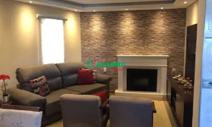 Chácara à venda em Jundiaí-SP, Bairro Roseira: 2 quartos, 1 sala, 4 banheiros, 4 vagas, 205,00 m² de área. Aproveite!