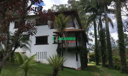 Chácara a venda em Jarinu-SP, com casa ampla, casa de caseiro, área de lazer