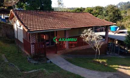 Chácara à venda em Jarinu-SP, bairro Pitangal: 3 quartos, sala, 2 banheiros, 138,00 m² de área. Confira!