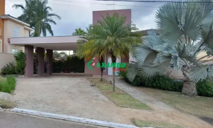 Casa de luxo em condomínio à venda bairro Caxambu, Jundiaí-SP: 03 quartos, sendo 03 suítes, 02 com closet, 3 salas, 6 banheiros, 4 vagas.