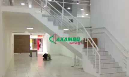 Salão comercial de alto padrão no centro - jundiaí - sp: 01 salão, 03 banheiros, sendo 01 para cadeirante - 250m² de área construída.